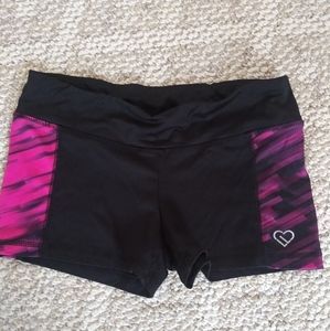 Live love dream shorts